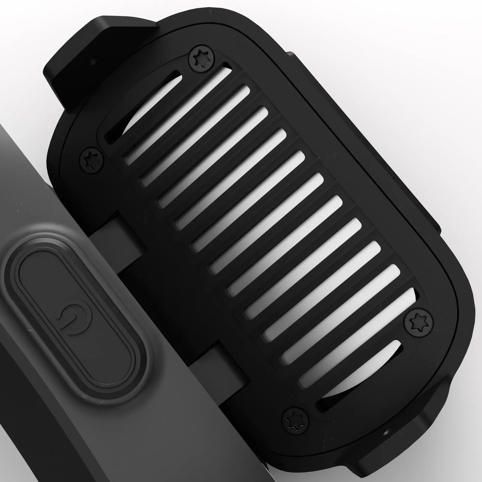 Seek_600_Midnight_38717_cooler
