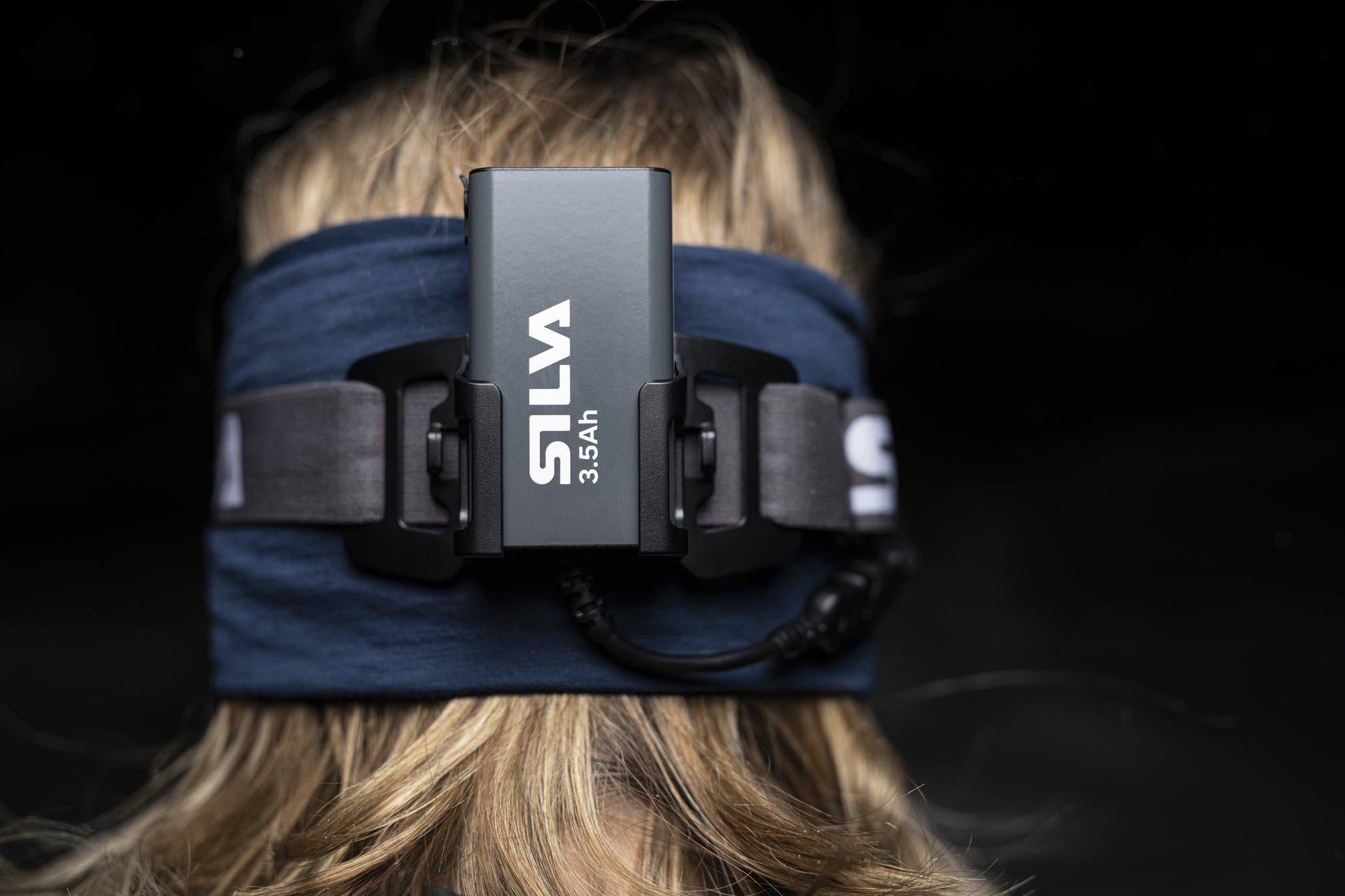 Headlamp battery 3.5 Ah_37997_in use-productImages-usecases&howto